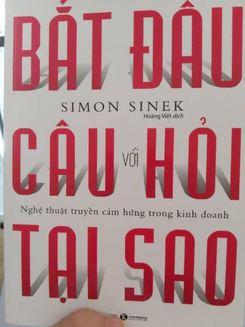 Sách có ví dụ và đọc thấy hợp lý, cho tôi một góc nhìn mới. Chia nhỏ nội dùng, có lẽ phải đọc lại lần sau mới ghi nhớ và hiểu nội dung sâu hơn, mưa seo còn 70k
