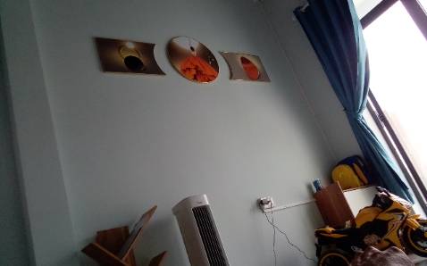 Cũng đc thoi ko sắc sảo gì mấy