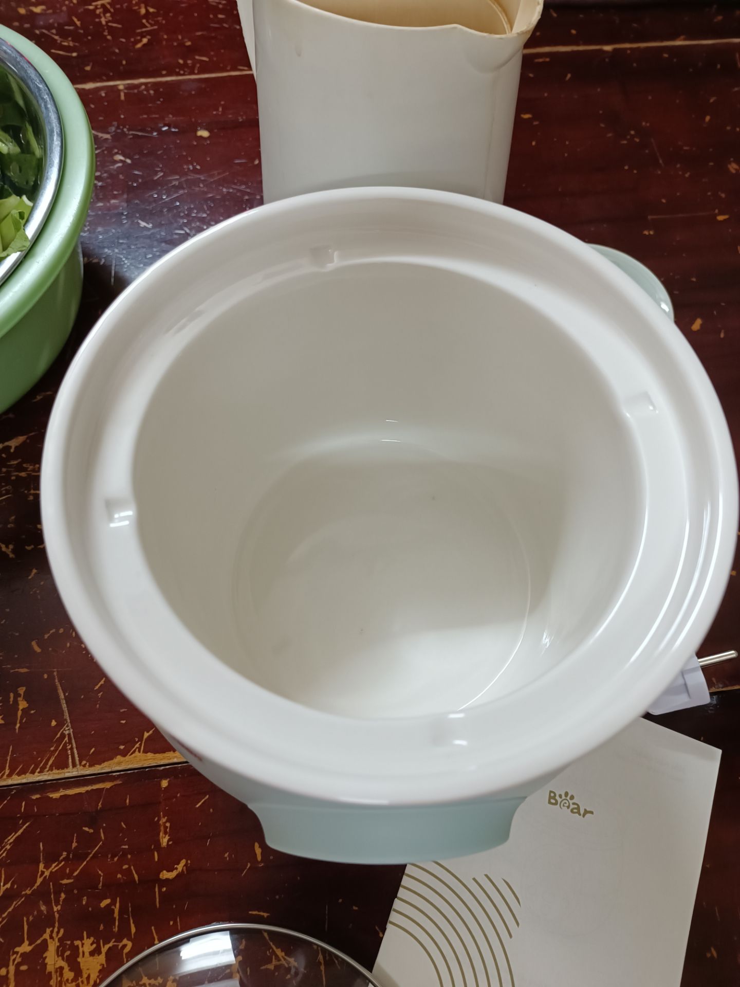 Đừng tích nồi lớn nhất trong tầm giá, mẫu mã khá bắt mắt. Giao hàng ngày cận Tết mà khá nhanh và kỹ. Like 🥰