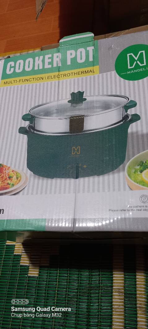 Giao hàng không đúng mẫu quảng cáo trên ảnh, hình ảnh thực tế. Độ hoàn thiện kém. Khá ọp ẹp. Yêu cầu đổi lại 
Lh. ***