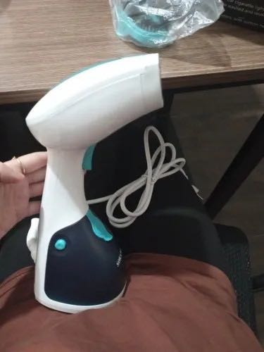 máy đẹp, chắc chắn. sau 1 tuần dùng thử thì thấy chất lượng máy ổn áp, là nhanh phẳng đồ. dễ sử dụng mang đi đâu cũng tiện