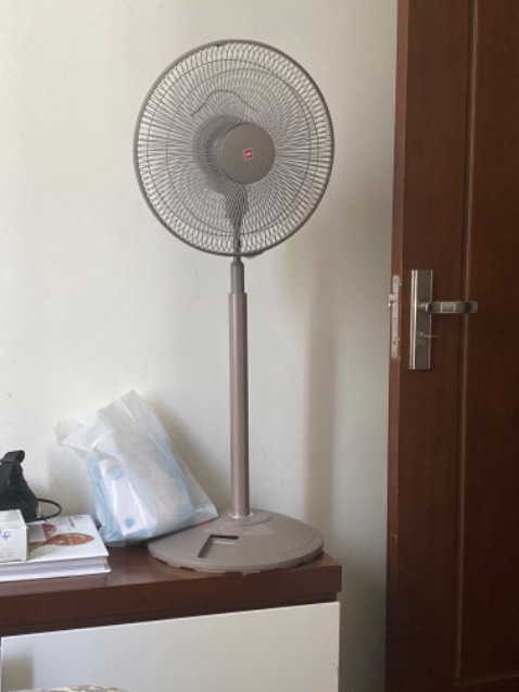 Quạt mạnh, gió hơi ồn tí.
Giao hàng uy tín.
