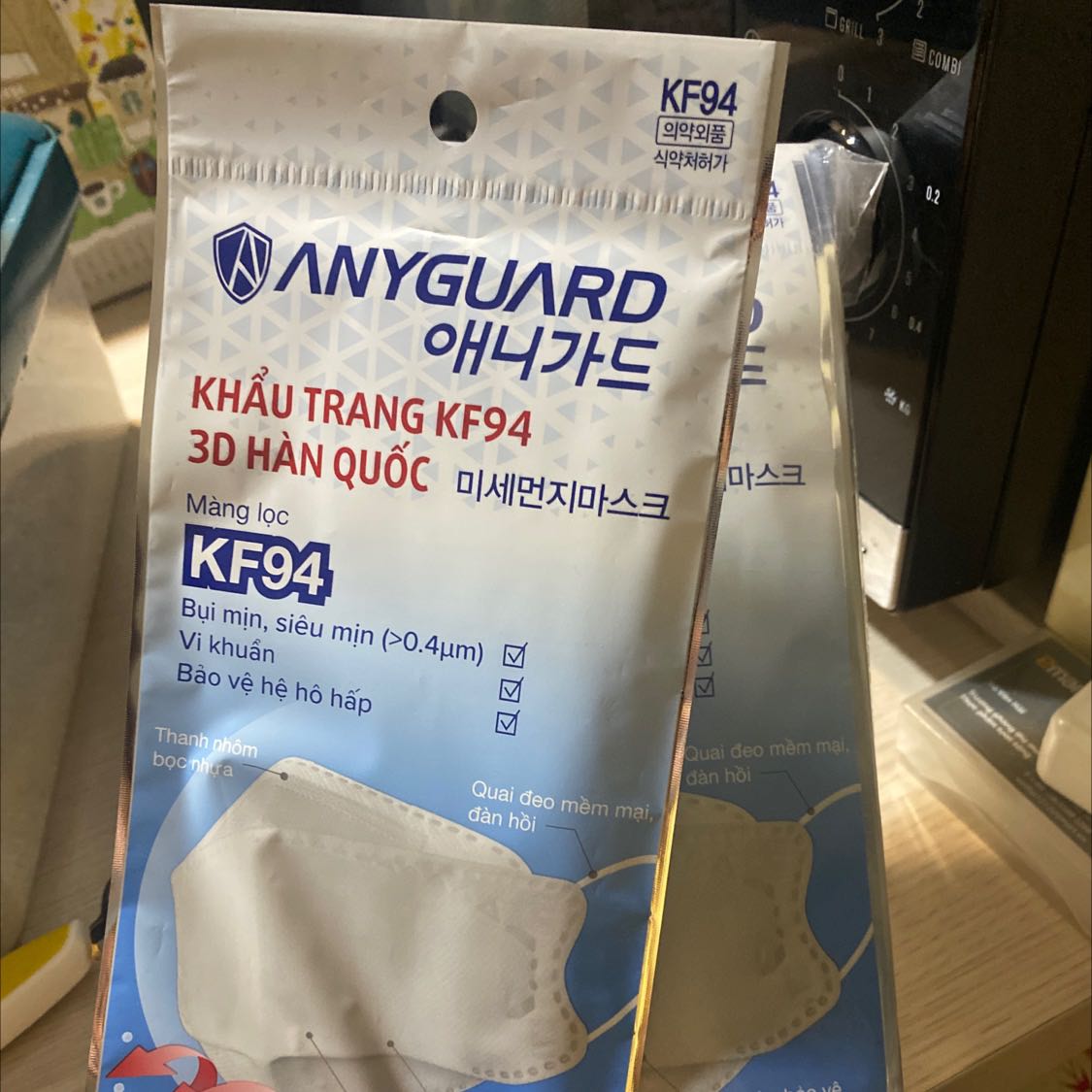 Giao hàng nhanh, đóng gói cẩn thận, nhân viên giao hàng thân thiện