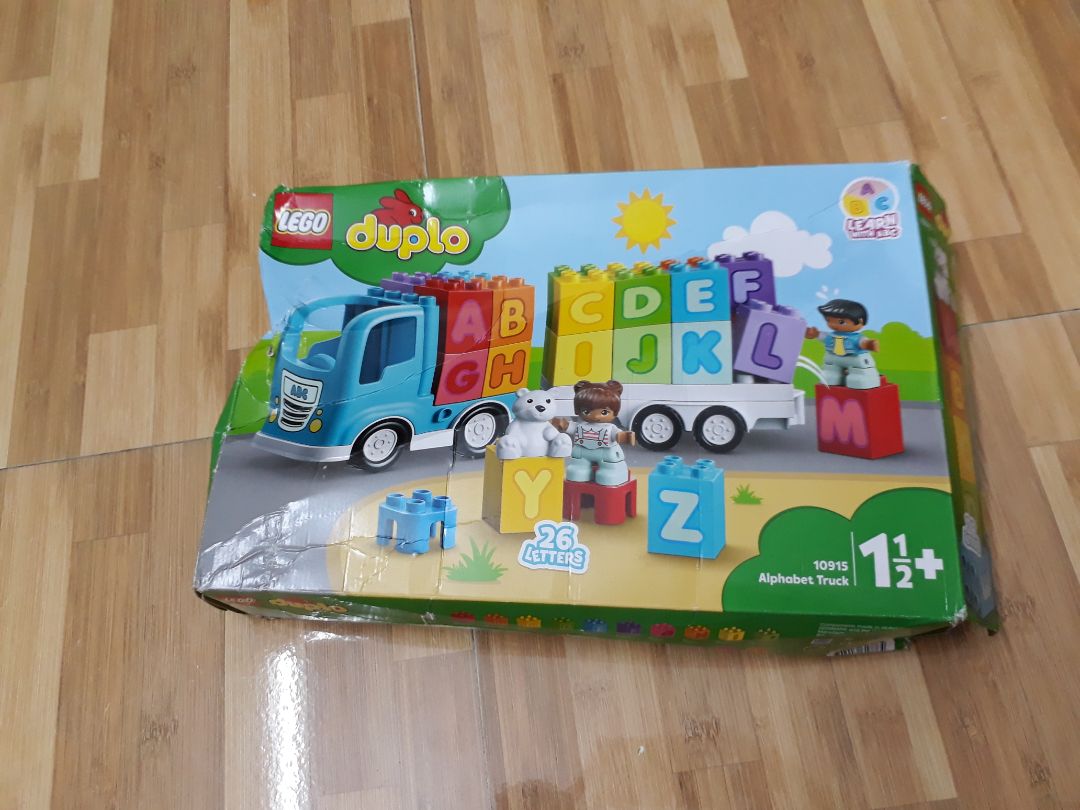 Đối với mình món đồ chơi này khá là đắt tiền. vậy mà nhà cung cấp đóng gói quá là gây thất vọng. sp nhận được móp méo hết cả hộp, đến cái băng dính niêm phong hộp cũng bị bong hết ra, mình ko biết sp đã được bóc ra trước khi gửi cho mình chưa nữa. Đây là đơn đầu tiên mình thanh toán trước. hay là vì thanh toán trước rồi nên ko cần đóng gói cẩn thận?