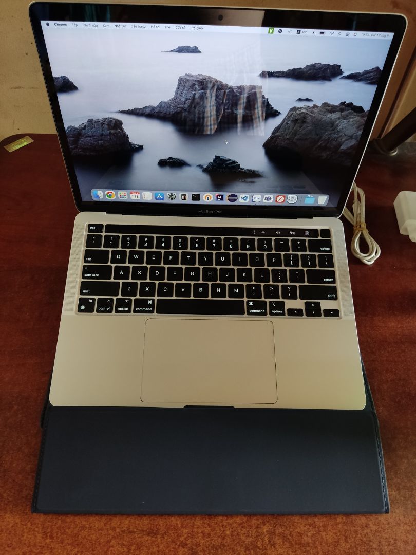 Trên cả tuyệt vời. Đã nhận sản phẩm như mô tả, MacBook của mình vừa khít với chiếc túi. Sản phẩm đẹp