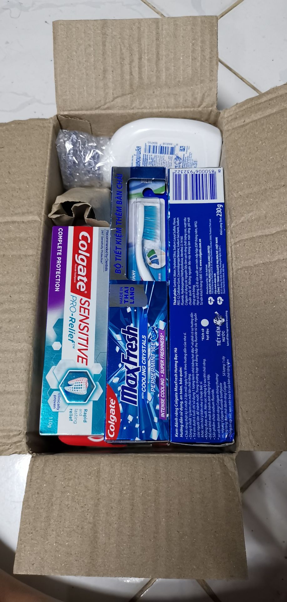 Hàng của Shop là ok. đóng gói hàng cẩn thận, giao đủ hàng, giá bán hợp lý. Mình thích khuyến mại, cứ có khuyến mại là mua ủng hộ.
Chúc Shop luôn đông khách, sẽ ủng hộ Shop ở  những lần sau.