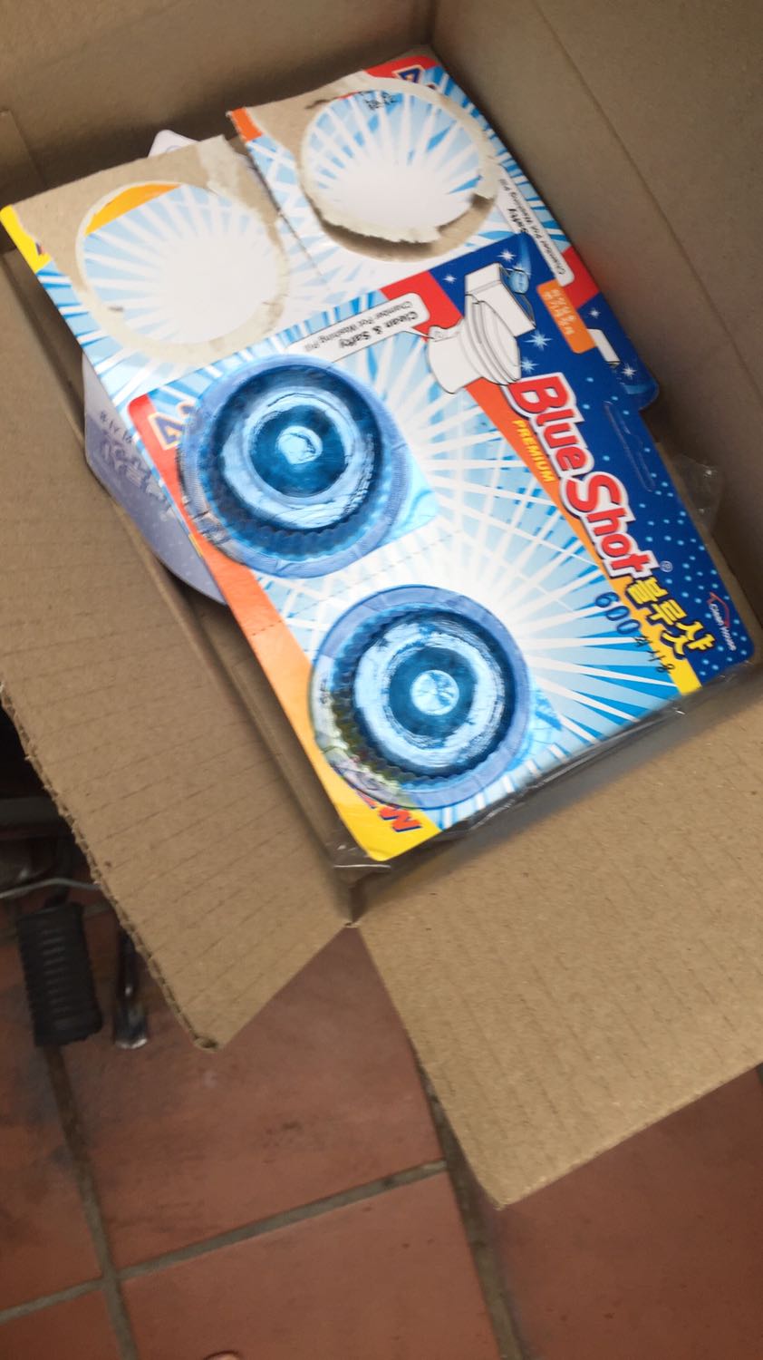 Moi bo vao bon cau xai thu chua biet hieu qua sao. Nhung danh gia cao may anh shipper cua tiki luc nao cung vui ve niem no voi khach hang. Thay cuoc doi tuoi sang hon khi o nha phong dich :))