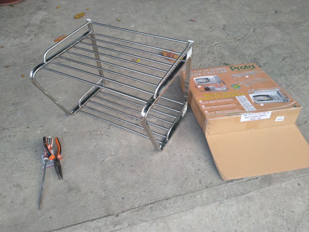 SP được, chắc chắn, inox 201, hì hục ráp các thanh với nhau hết 15 phút