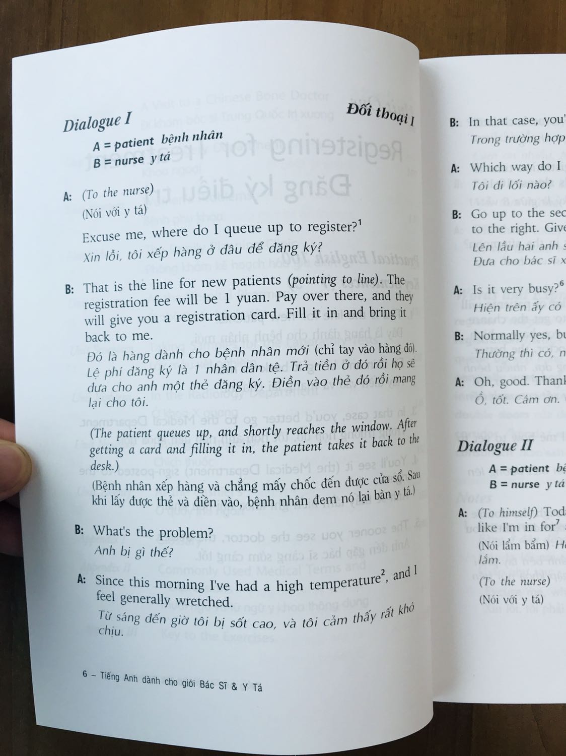 Sách in đẹp. Giao hàng nhanh. Phù hợp với các bạn làm điều dưỡng, y tá tại bệnh viện, phòng khám quốc tế.
