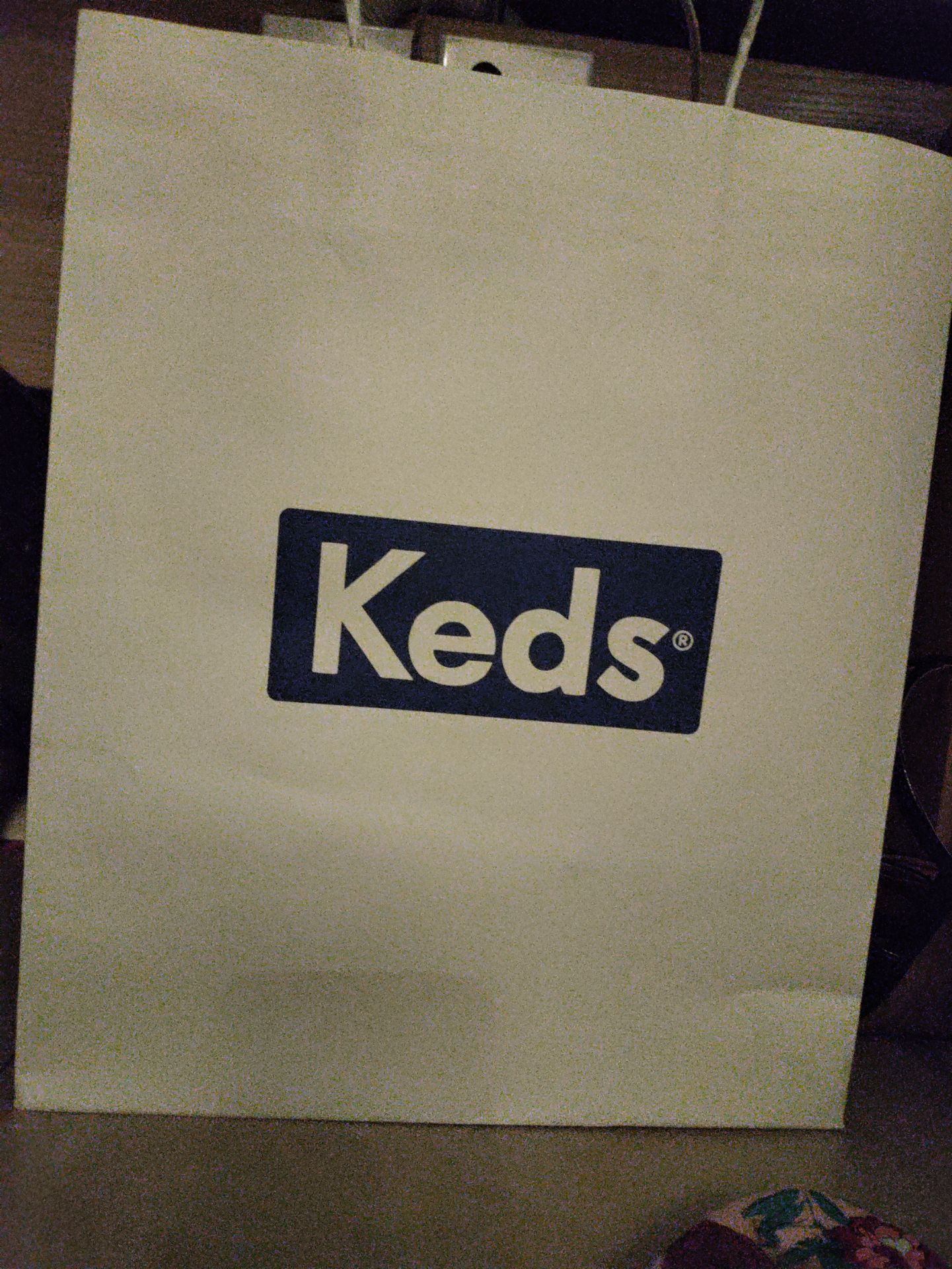 Cực kỳ hài lòng luôn
Giày quá đẹp
Store giao hàng rất nhanh, nhanh hơn dự kiến 1 ngày
Cảm ơn tiki và store rất nhiều