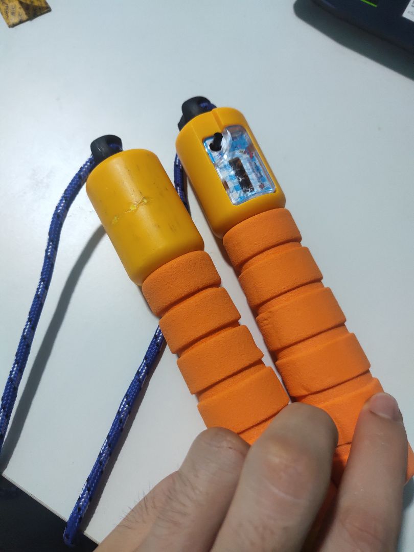 chất lượng quá kém . dây quá ngắn . không lõi . sai hoàn toàn giới thiệu