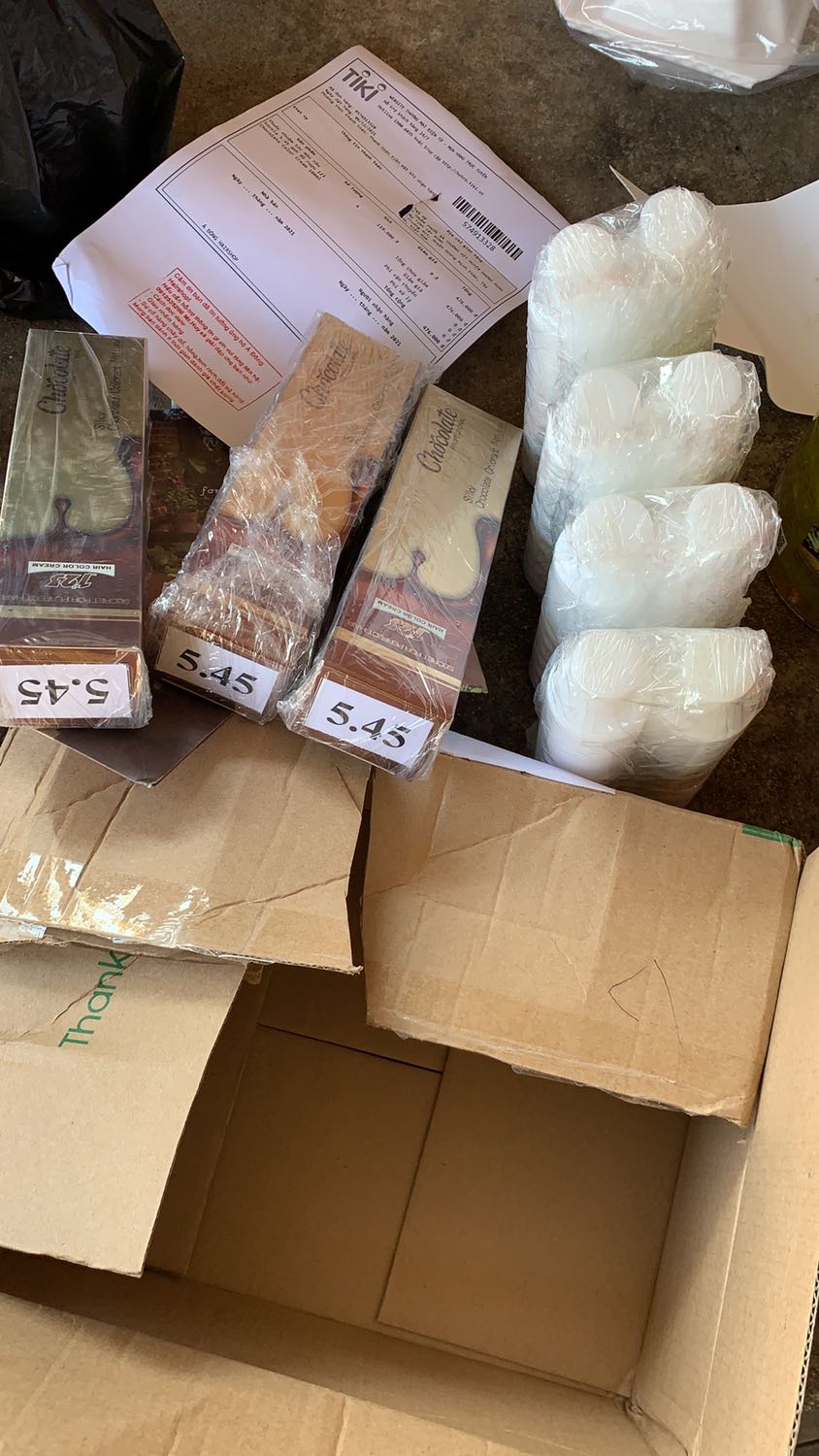 minh mua 4 tuyp ma shop giao 3 tuyp quá troi oxy ạ shop. shop coi lại dùm em minh mua 4 tuyp ma shop giao 3 tuyp quá troi oxy ạ shop. shop coi lại dùm em
