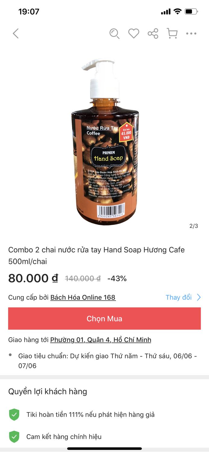 Chưa xài chưa biết chất lượng nhưng giá bán ghi trên sản phẩm có 45,000 mà giá bán trên tiki đưa lên 140,000 rồi xạo là giảm giá mấy chục % còn 80,000?!? Tiki không biết làm toán sao mà để những nhà bán hàng như vậy cheating
Thêm nữa sản phẩm sản xuất ở VN theo công nghệ Hàn Quốc chứ xuất xứ sản phẩm không phải từ Hàn Quốc. Hông lẽ bán hàng mà không phân biệt đc nguồn gốc với xuất xứ hàng hoá. Nếu không phân biệt đc thì đừng bán hàng vì sẽ không kiểm soát đc chất lượng hàng hoá bán ra