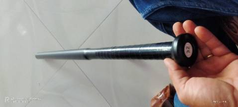 Gậy chắc chắn, nặng hơn nghĩ