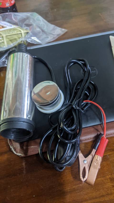 Máy không hoạt động, không lên nước.
Yêu cầu đổi cái khác