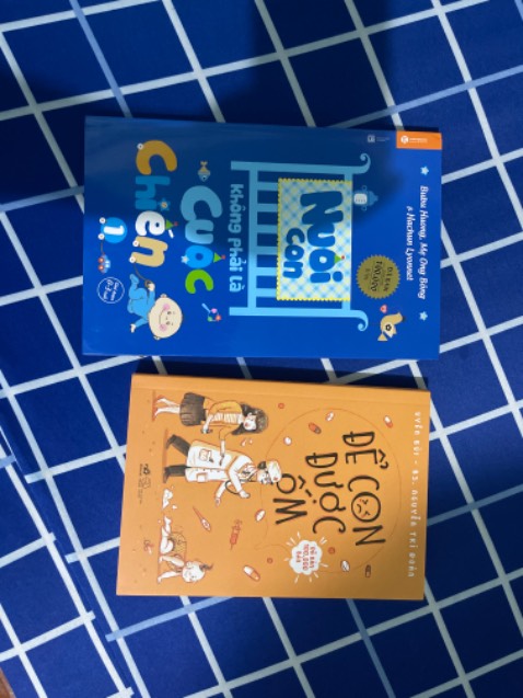 Đã sử dụng dịch vụ bookcare nhưng vẫn ko bọc sách