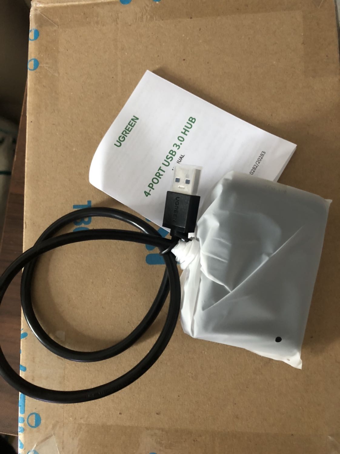 Hàng xài rất ok, đẹp, nhưng có điều là hộp ghi dây 0,5 mét nhưng khi nhận thì ngắn ngủn.