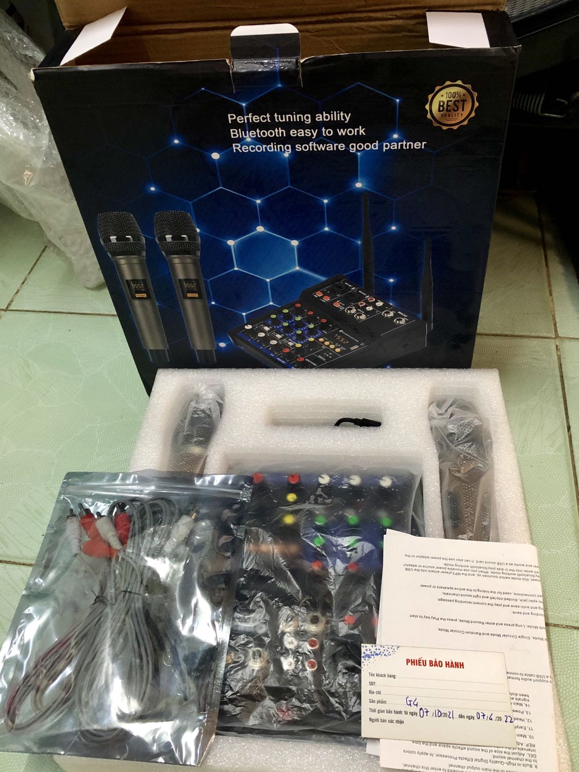 Chưa biết cách chỉnh lắm nên âm hơi chói mà nhìn chung cũng ổn