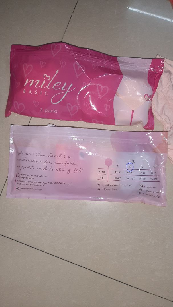 mình vừa nhận hàng, chất lượng thun coton tạm ổn, tuy chất ko dày dặn lắm. Nhưng mình đặt size L shop giao size M. Mong Tiki và shop đổi hàng giúp.