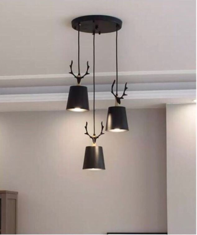 Nhân viên giao hàng rất tốt, sản phẩm nhà bán hàng đẹp. Có kèm bóng LED luôn.
Sp lắp đặt cũng dễ dàng.
Sẽ mua ủng hộ thêm các sp khác của Decor trang trí nội thất