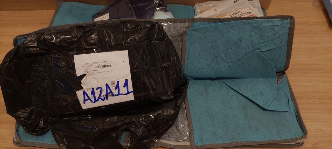 Ck mình mặc loại này nhiều, nhưng đợt đặt hàng này tuy vải mát nhưng đường cắt may cẩu thả. không mặc dc
mua của shop 5 món chỉ dùng dc 2. Mn cân nhắc kỹ trc khi mua