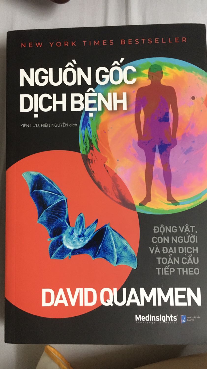 Giao hàng rất nhanh. Vừa đặt hôm qua hôm sau đã nhận được. Sách xem qua nội dung có vẻ khá thú vị
