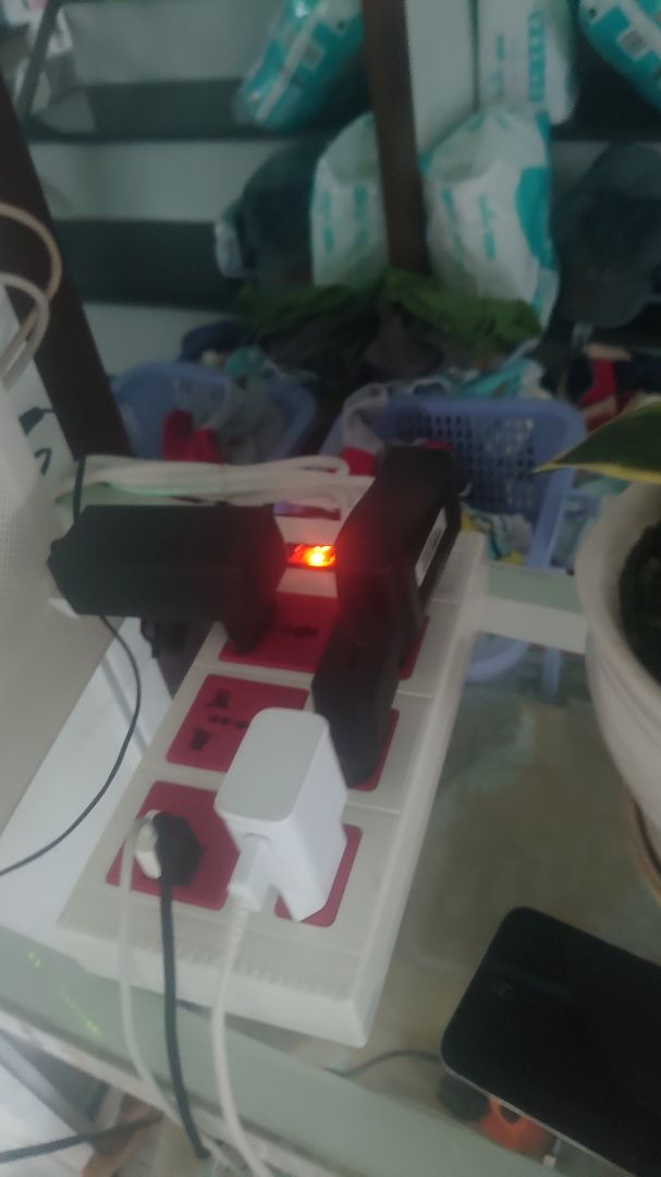 Giao hàng nhanh, còn về độ bền thì phải xài 1 thời gian mới biết được.