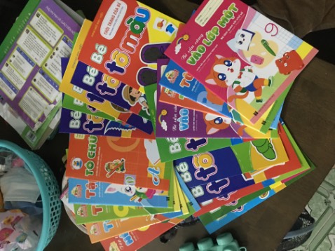 Shop đóng gói cẩn thận, đa dạng các chủ đề, nội dung ổn, bìa đẹp. Shop đóng gói cẩn thận, đa dạng các chủ đề, nội dung ổn, bìa đẹp.