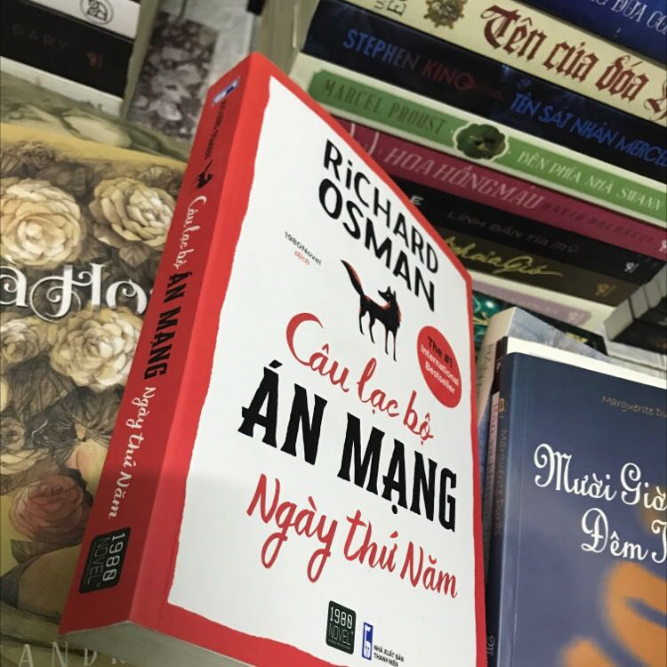Tiki giao siêu tốc. Sách mới coong, đóng gói cẩn thận. Sách trinh thám hay, lạ, hấp dẫn, hóm hỉnh…