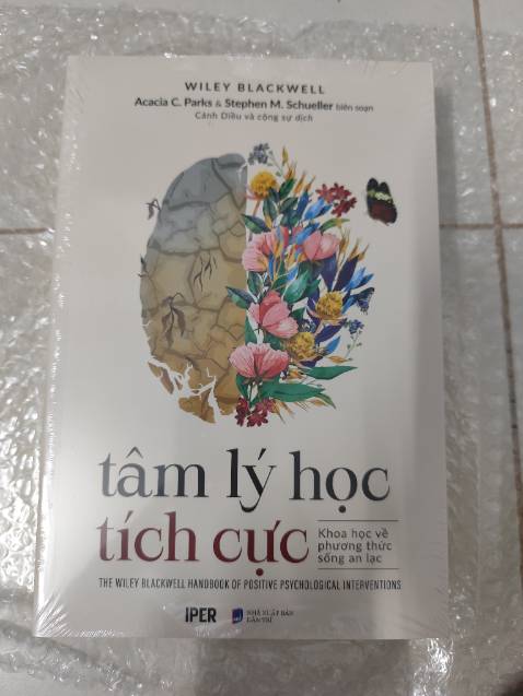 Sách đáng tiền lắm mọi người ơi 😁