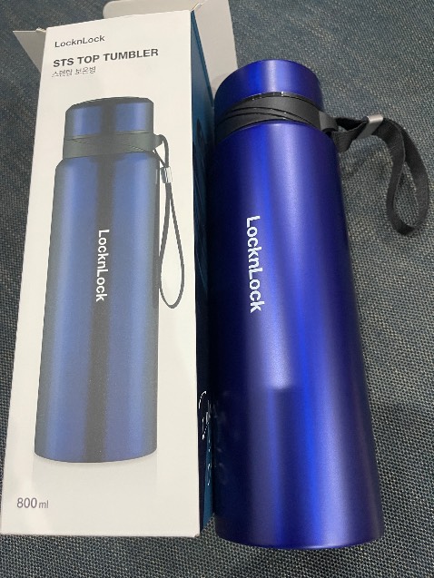 Hàng giao nhanh, bao bì đóng gói cẩn thận. Chỉ tiếc là màu bình (xanh đậm) không được như kỳ vọng, khác với màu hình trên hộp. Có lẽ bình có màu tím nhạt thì đúng hơn. Cảm ơn shop.