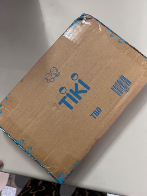 Quan điểm và nội dung mới mẻ, điện đạt dễ hiểu, chung qui khuyên con người sống thiện, tích cực, rất đáng để đọc. Thay vì đọc những quyển dạy kỹ năng, nghị lực có thể tạo áp lực hơn cho người đang căng thẳng, bế tắc thì nên đọc xen vào những đa dạng thể loại để cân bằng trong nhận thức. 

Đọc quyển này xong mình tìm về đọc lại HÀNH TRÌNH ĐẾN PHƯƠNG ĐÔNG của cùng tác giả, biết ông việt a quyển này lúc mới 24 tuổi, thật sự còn quá trẻ để thông tuệ những kiến thức trong đó. Cảm giác tin tưởng vào tác giả và cảm ơn tác giả, ekip sản xuất đã mang những quyển sách bổ ích cho cộng đồng.