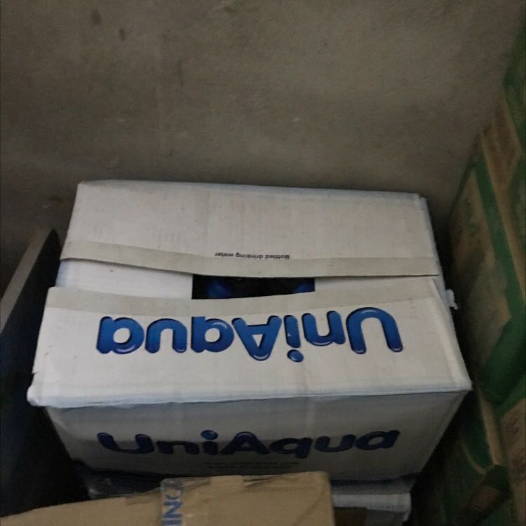 Khôgn bàn cãi bia hn ra nước lọc quá hợp lý