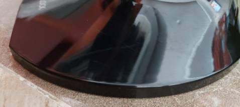 Giao hàng nhanh, đóng hàng ổn nhưng k kĩ như đợt m mua nồi chiên k dầu, ngoài hộp theo sp sẽ đóng gói thêm hộp carton nữa nên hộp bị móp góc ạ.

Máy hơi trầy nhé ạ, chân máy bằng nhựa nên trầy cái nhìn hơi cũ ạ.

Máy vận hành ổn, êm, sd nhẹ nhàn k cần dùng lực nhiều.