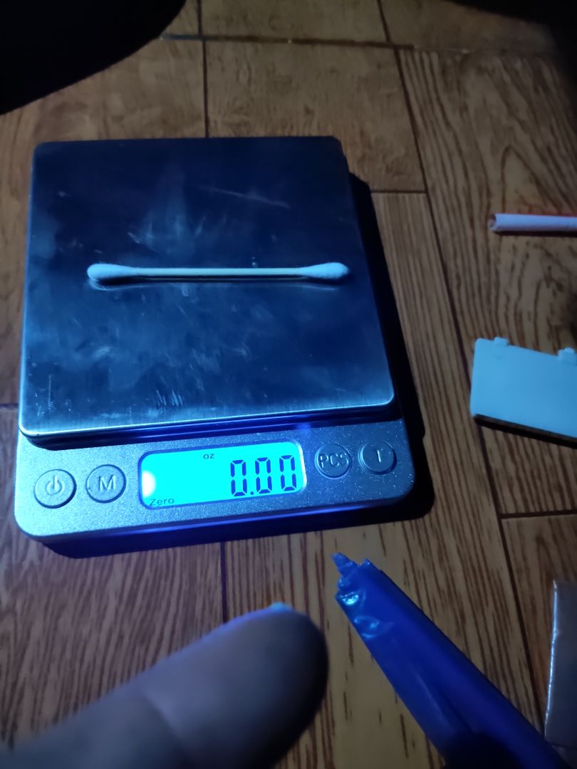 cho mình đổi trả lại cân ko chuẩn từ 0.1 mà 0.4 mới nhảy số ko chấp nhận cân kiểu này nhờ tiki giúp mình trả hàng nhé lại còn xước ở mặt sau nữa chẳng biết mấy sao bây giờ tự mua bực vào người chờ tiki giúp. trả hàng lại đợi vậy cho mình đổi trả lại cân ko chuẩn từ 0.1 mà 0.4 mới nhảy số ko chấp nhận cân kiểu này nhờ tiki giúp mình trả hàng nhé lại còn xước ở mặt sau nữa chẳng biết mấy sao bây giờ tự mua bực vào người chờ tiki giúp. trả hàng lại đợi vậy