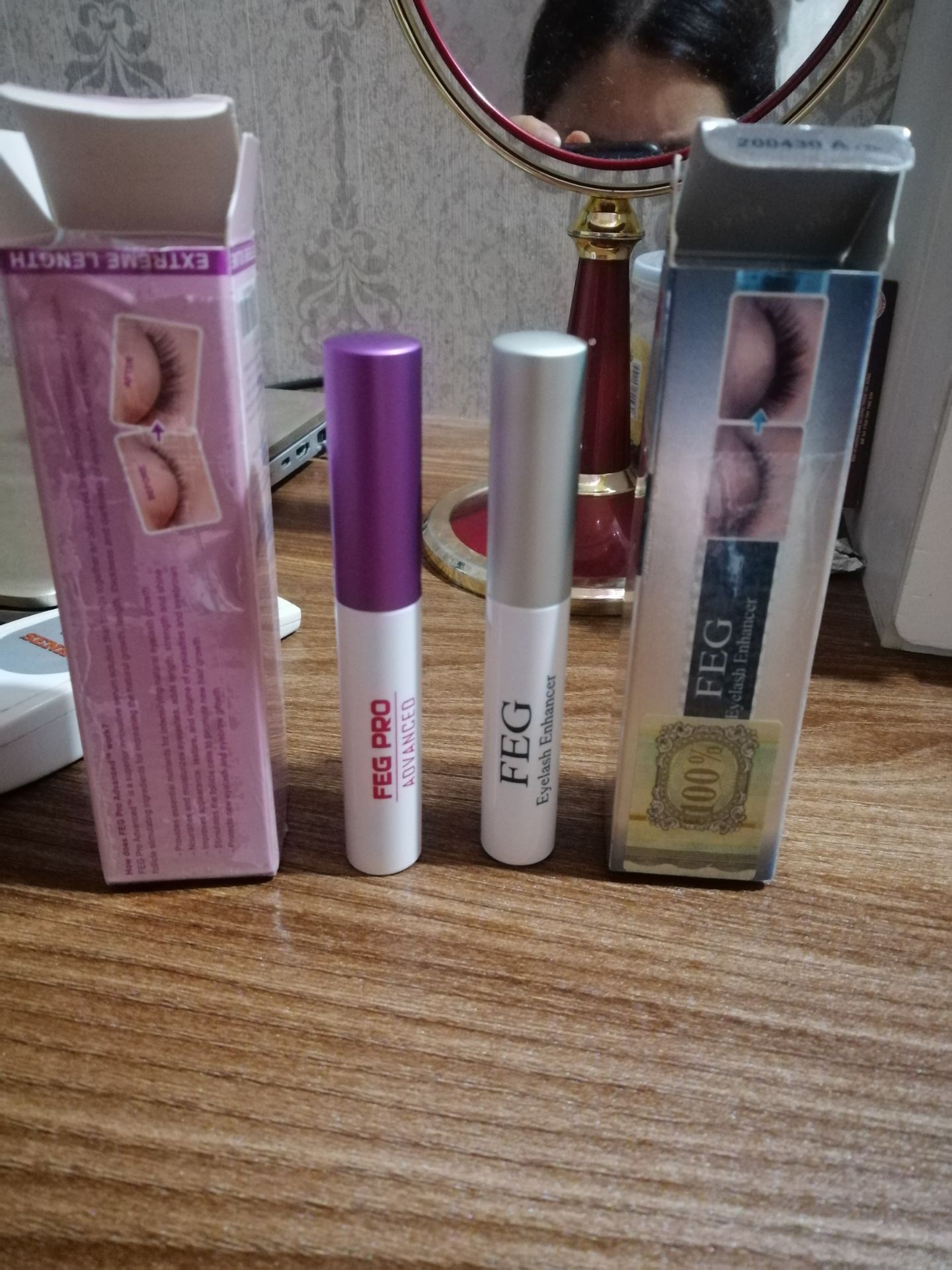 trc mua *** có 380k mà ship 3 ngày thôi, dùng hết 2 combo rồi mi có dài và rậm hơn, nay mới mua thử bên tiki 420k cũng hàng chuẩn mỗi tội giao hàng hơi lâu  
1 tuần