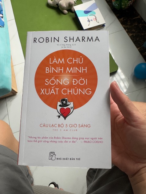 Giao nhanh. Sách hay đẹp. Vote shop