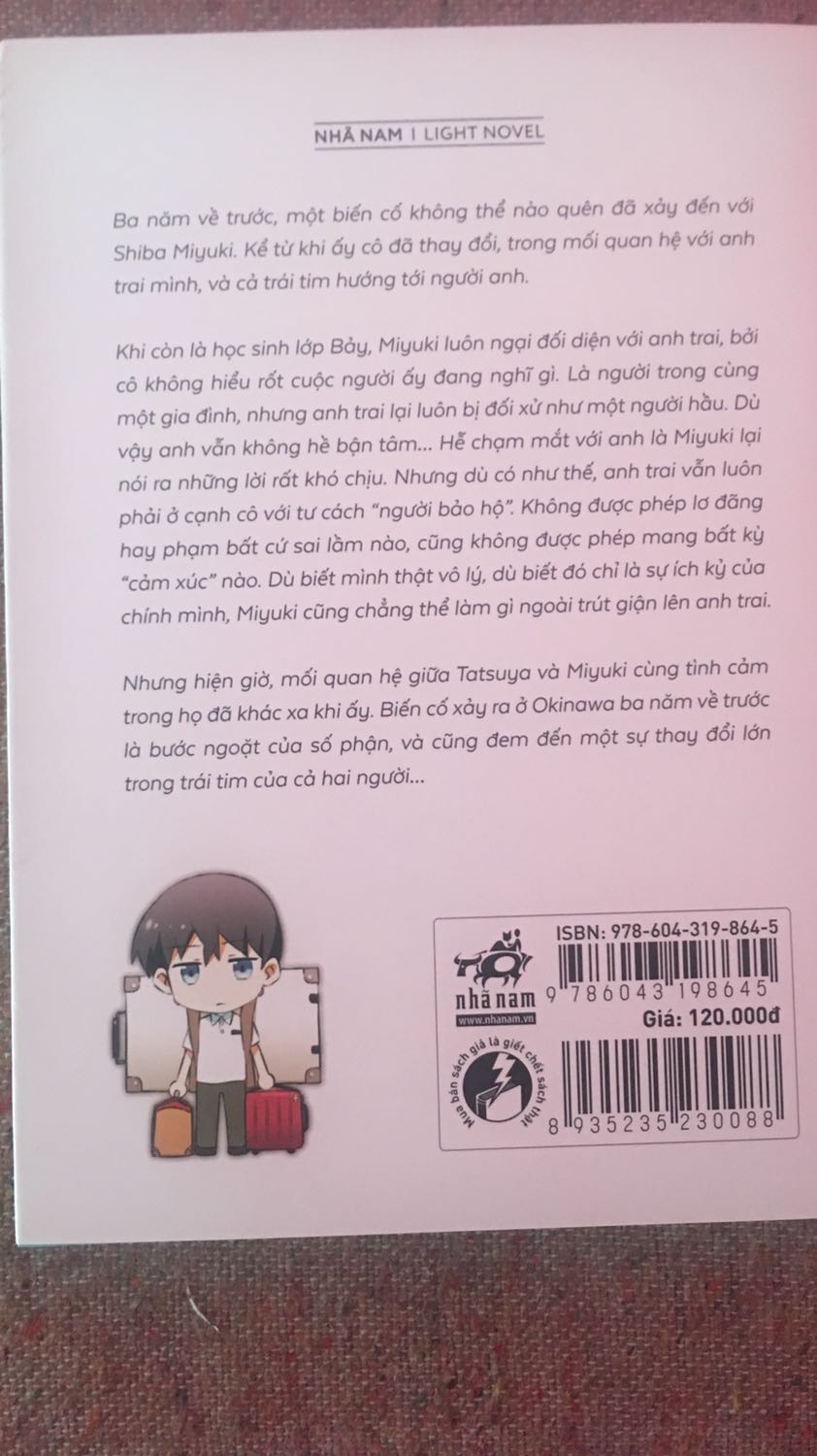 Sách giao đúng hẹn, chất lượng và bảo quản rất tốt, đúng loại sách đã đặt, bên trong có kèm tặng phẩm của tiki, đánh giá tốt