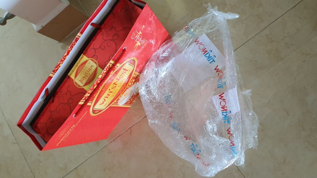 yến này chất lượng lắm
vị khá thơm ngon và thanh dịu
giá bán khá tốt và giao hàng rất nhanh
sẽ ủng hộ tiếp tục nhà bán và sản phẩm này