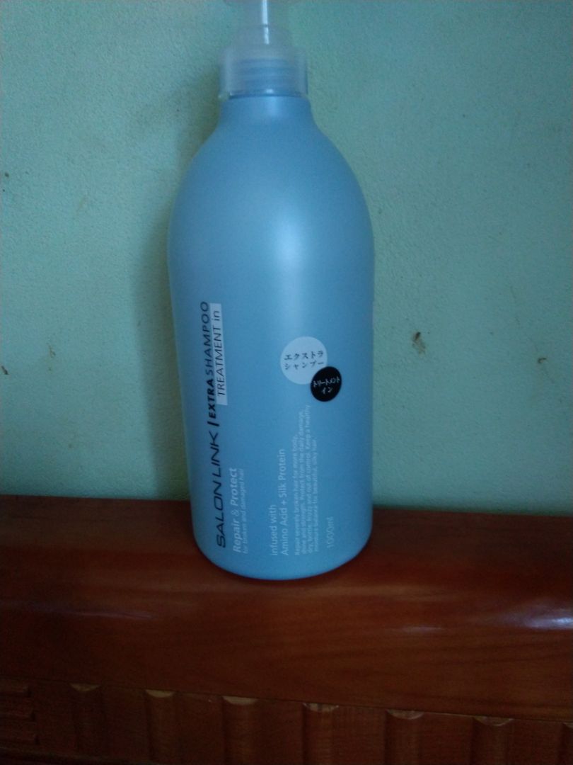 shop đóng gói cẩn thận, hàng chính hãng, giao hàng nhanh, mình chưa gội nên ko biết dâu có tốt ko, nếu hơp sẽ mua tiếp