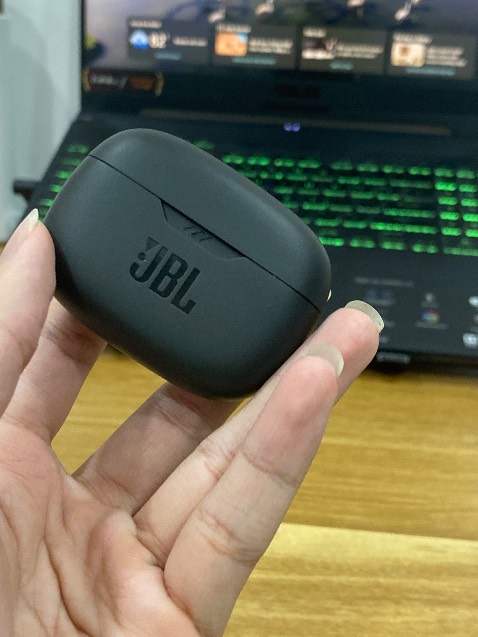 Nhịp beat luôn vang trong đầu, đam mê từ lâu đã chảy trong máu.
Quá okii, beat đỉnh, nghe phê phết