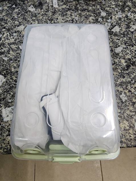 Sp tốt, mẫu mã đẹp, đựng giày nhìn sang lắm, shop nhiệt tình đổi sp lỗi, mình rất hài lòng