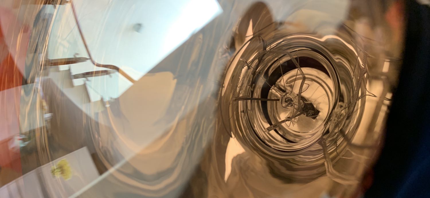 1 bóng đèn bị hỏng khi mua về. Liệu có đc đổi thay bóng ko