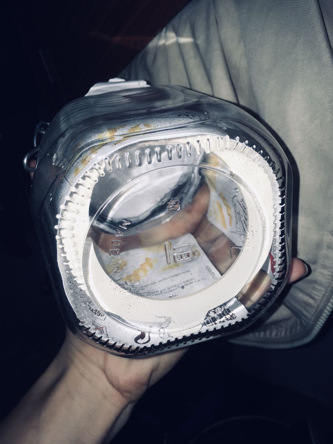 Rất xịn, dù shop dấu tích official mà ít người mua nên ban đầu cũng hơi ngại. Xong thì tuyệt, đóng gói thì bao bì chống sốc nó còn to nặng gấp đôi sản phẩm luôn ý chứ.