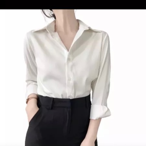 Áo như hình rất hài lòng về sản phẩm.shop tư vấn nhiệt tình.giao hàng nhanh.đóng gói chắc chắn 10đ cho shop