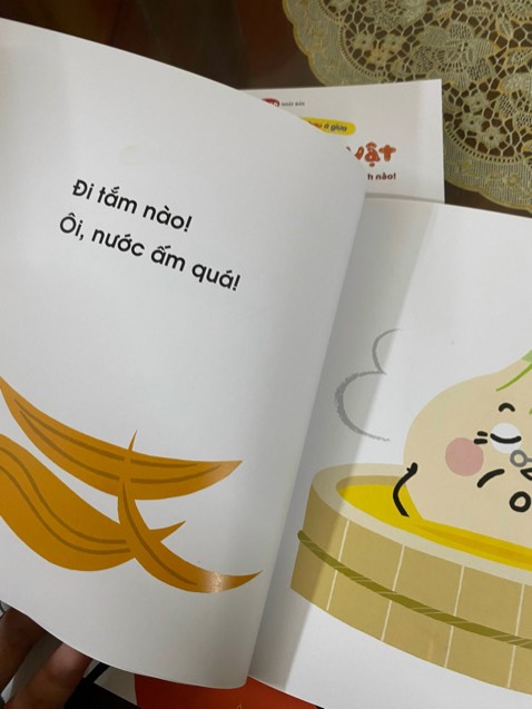 Giá tốt. Sách mới. Dày. Màu đẹp. Giao hàng ok. Rất hài lòng...cho sốp 5 sao