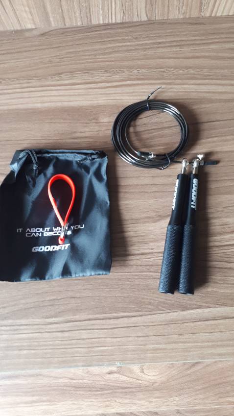 Dẫ nhận hàng, đúng như quảng cáo. Lại tặng kèm móc khóa. Chưa kịp dùng thử, dùng thử rồi sẽ đánh giá thêm về chất lượng. Cho shop 5*