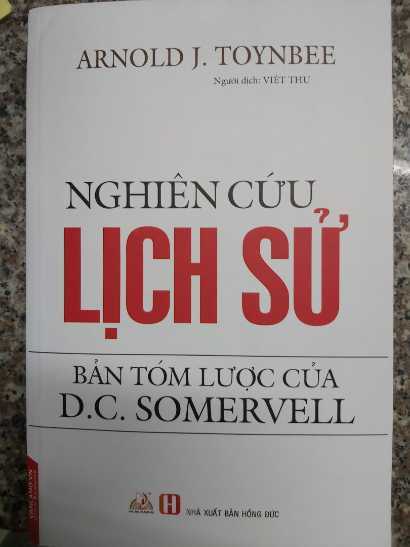Giao hàng đúng thời gian, sách có vài vết dơ ở mép nên chú ý hơn trong khâu giao hàng