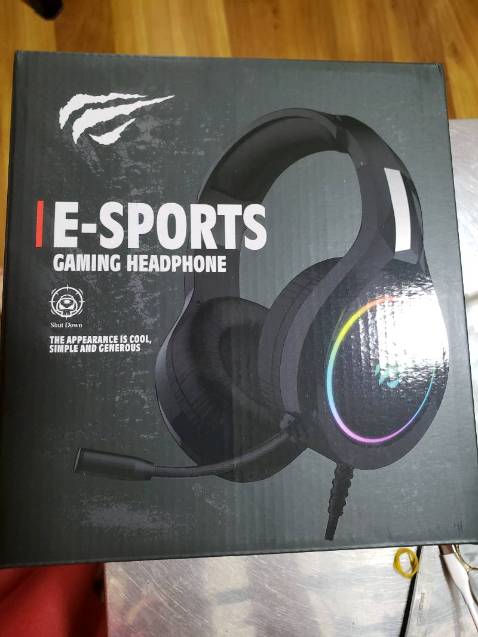 Giao hàng nhanh, đóng gói cẩn thận, lịch sự. Dây dài,  nghe rõ, mic tốt.