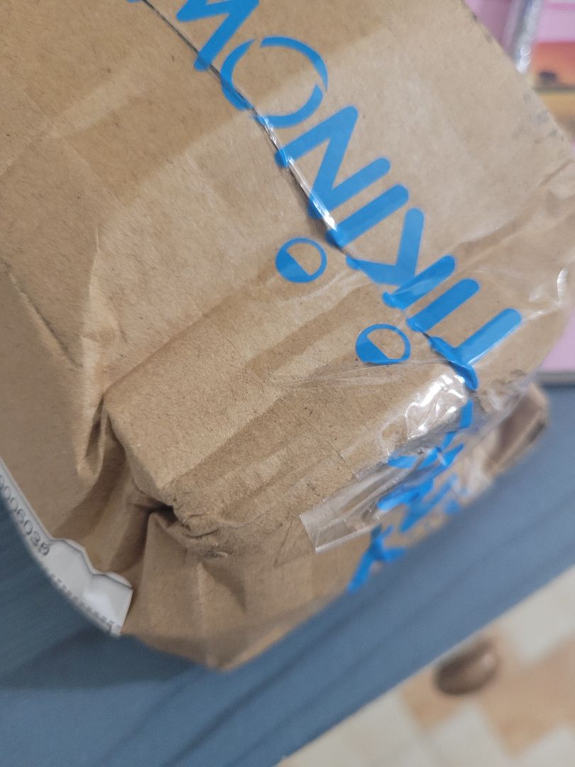 Sản phẩm ok. Mua tiki rẻ hơn, giao nhanh hơn sàn s nào đó. Nhưng đóng gói tệ quá. App thì lỗi, đỡ ko up ảnh đánh giá đc. Shipper thân thiện